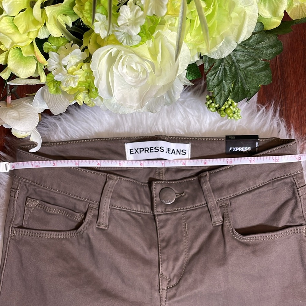 Express Stella Regular Fit Low Rise Jean Legging - Picture 6 of 12